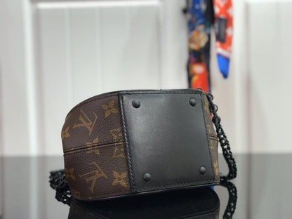 Elegant Shoulder Bag