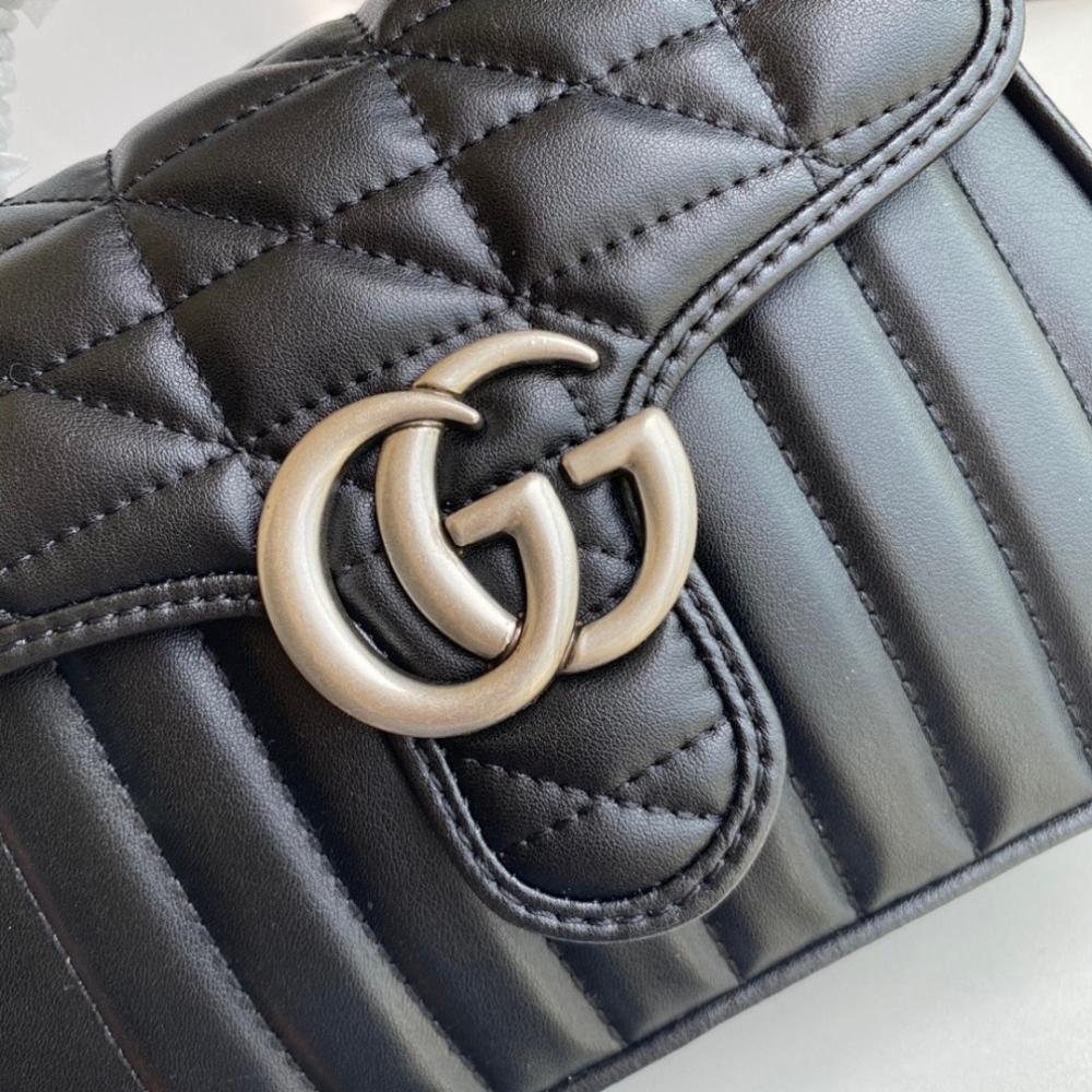 Elegant Top Handle Bag – Limited Edition