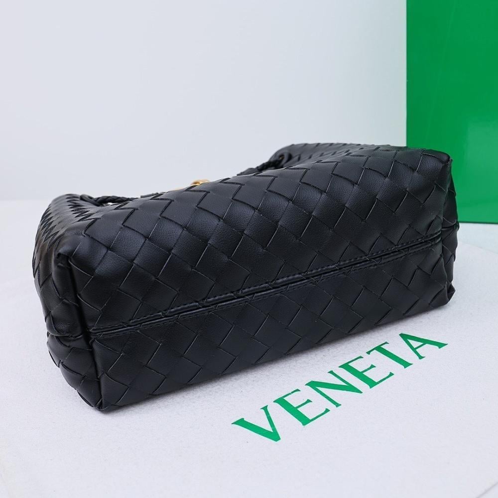 Stylish Refined Shoulder Bag