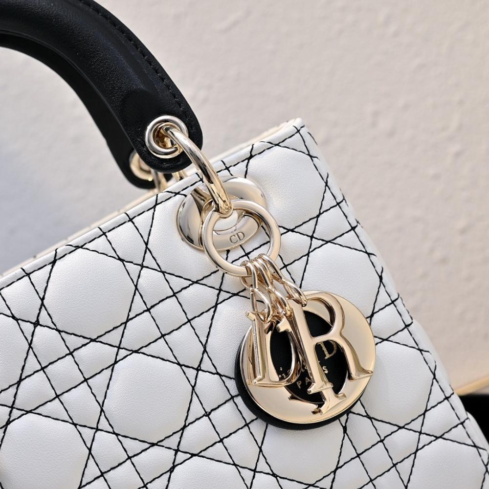 Classic Elegant White Lambskin Shoulder Bag