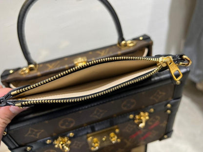 Modern Italian-Inspired Leather Top Handle Bag