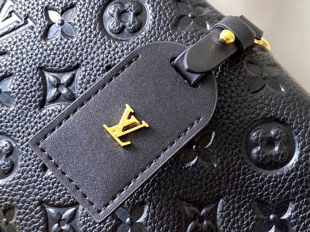 Modern Elegant Shoulder Bag