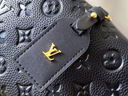 Modern Elegant Shoulder Bag