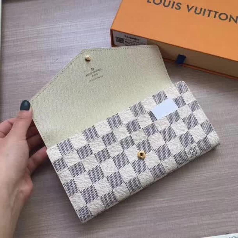 Italian-Inspired Stylish Monogram Wallet