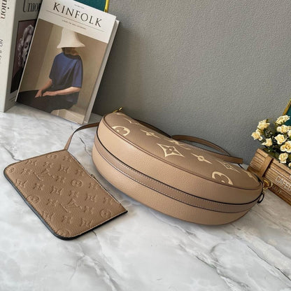 Stylish Refined Leather Shoulder Bag