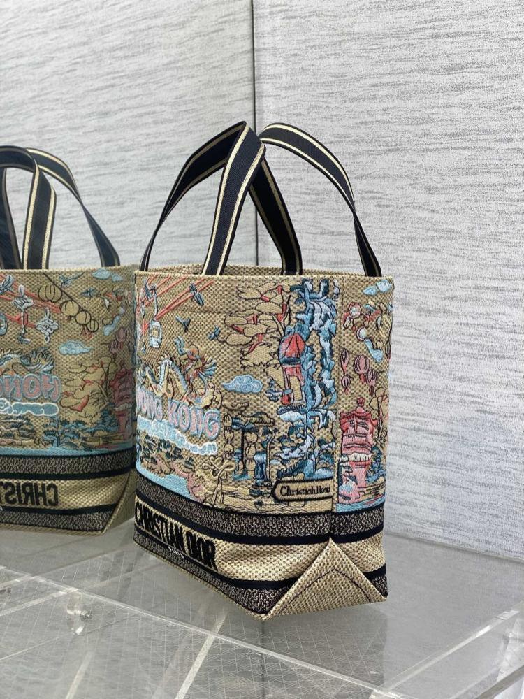 Embroidered Shoulder Bag