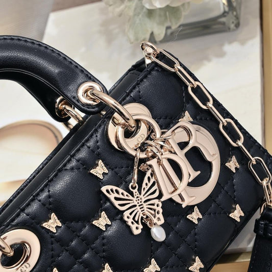 Italian-Inspired Elegant Shoulder Bag