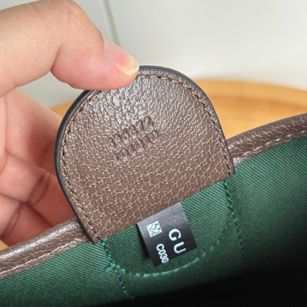 Elegant Refined Bag