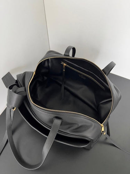 Modern Refined Crossbody Bag