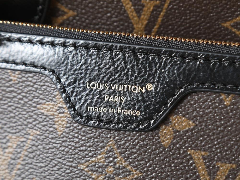 Neverfull Monogram Lambskin Shoulder Bag