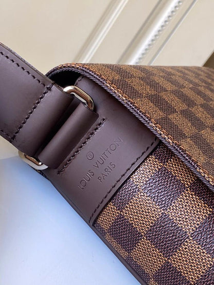 Modern Stylish Crossbody Bag