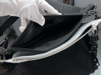 Refined Shoulder Bag