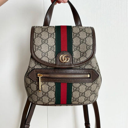 Modern Italian-Inspired Crossbody Bag