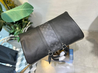 Elegant Premium Leather Crossbody Bag