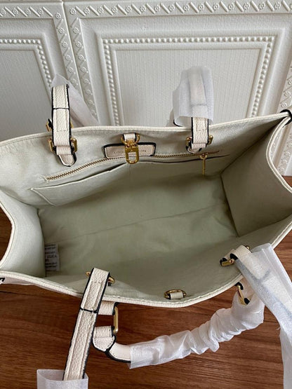 Elegant Leather Shoulder Bag – Special Edition