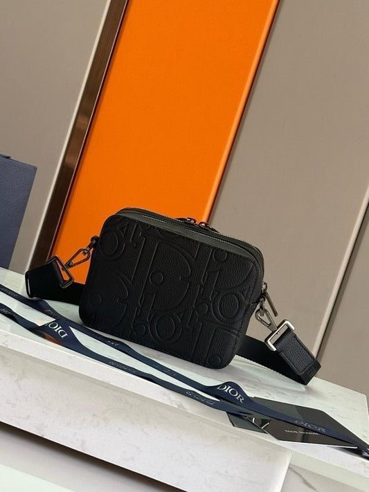 Elegant Refined Black Quilted Calfskin Crossbody Bag