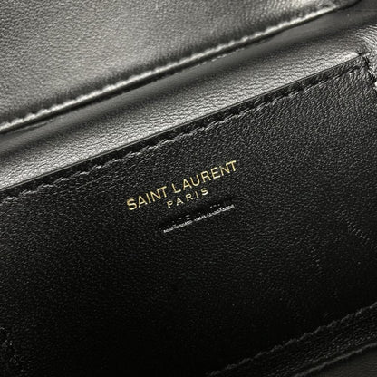 Classic Shoulder Bag