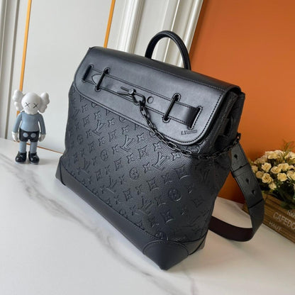 Italian-Inspired Elegant Travel Bag