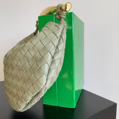 Stylish Woven Top Handle Bag – Limited Edition