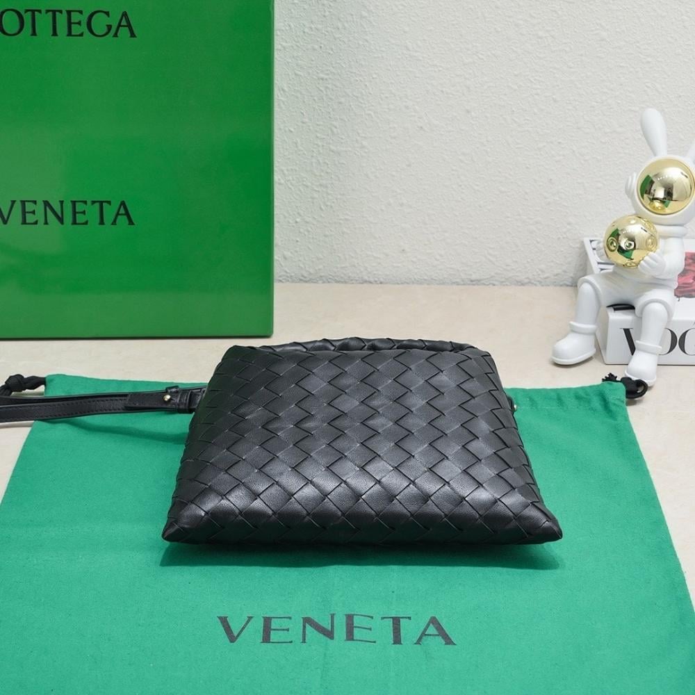 Modern Luxury Shoulder Bag