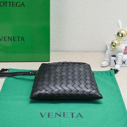 Modern Luxury Shoulder Bag