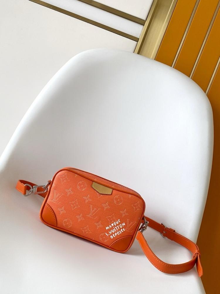 Classic Crossbody Bag
