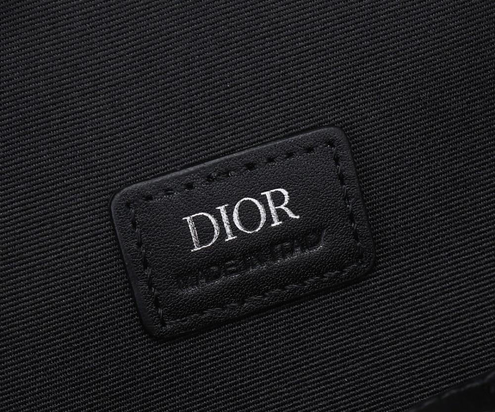 Stylish Top Handle Bag – Limited Edition
