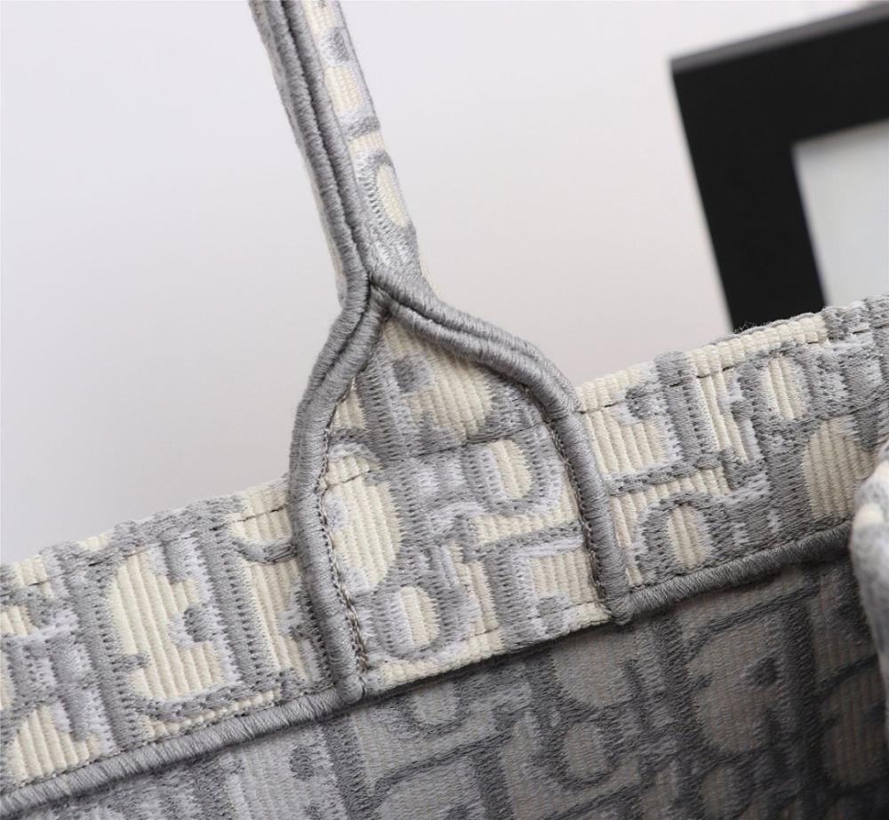 Luxury Blue Embroidered Crossbody Bag – Special Edition