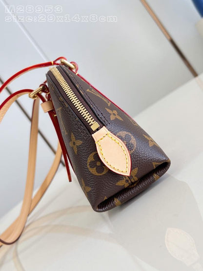 Classic Shoulder Bag