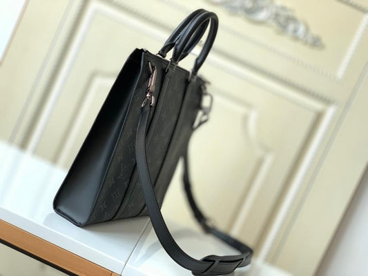 Modern Refined Leather Shoulder Bag