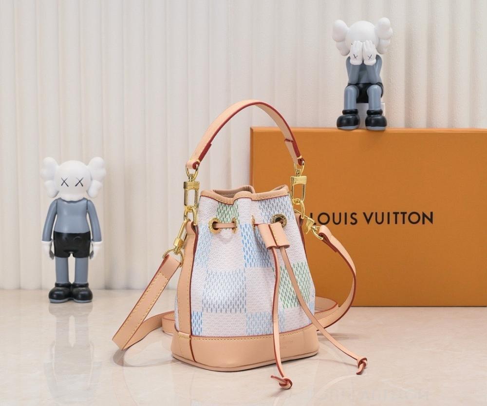 Modern Stylish Leather Shoulder Bag