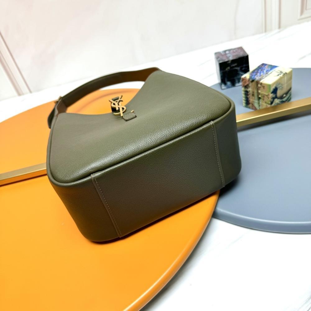 Classic Leather Shoulder Bag