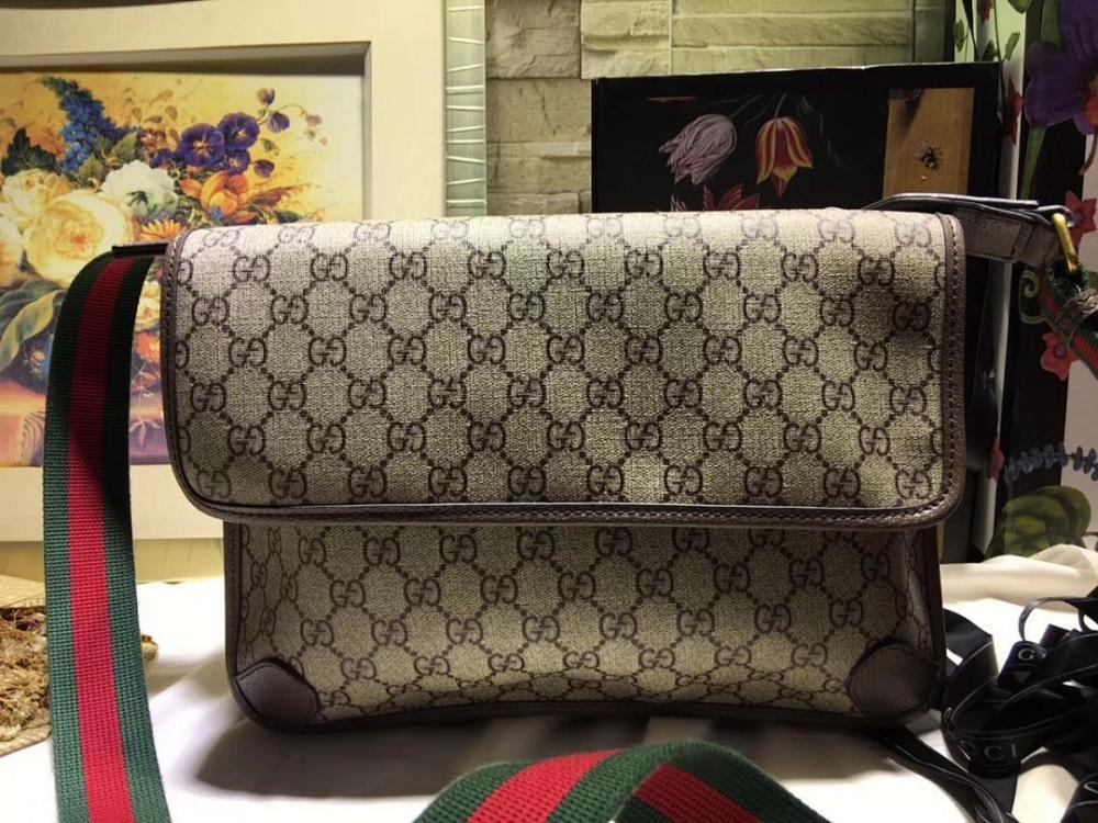 Stylish Refined Brown Leather Shoulder Bag