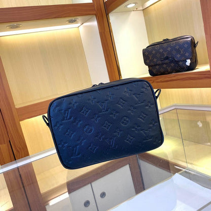 Stylish Leather Shoulder Bag – Special Edition