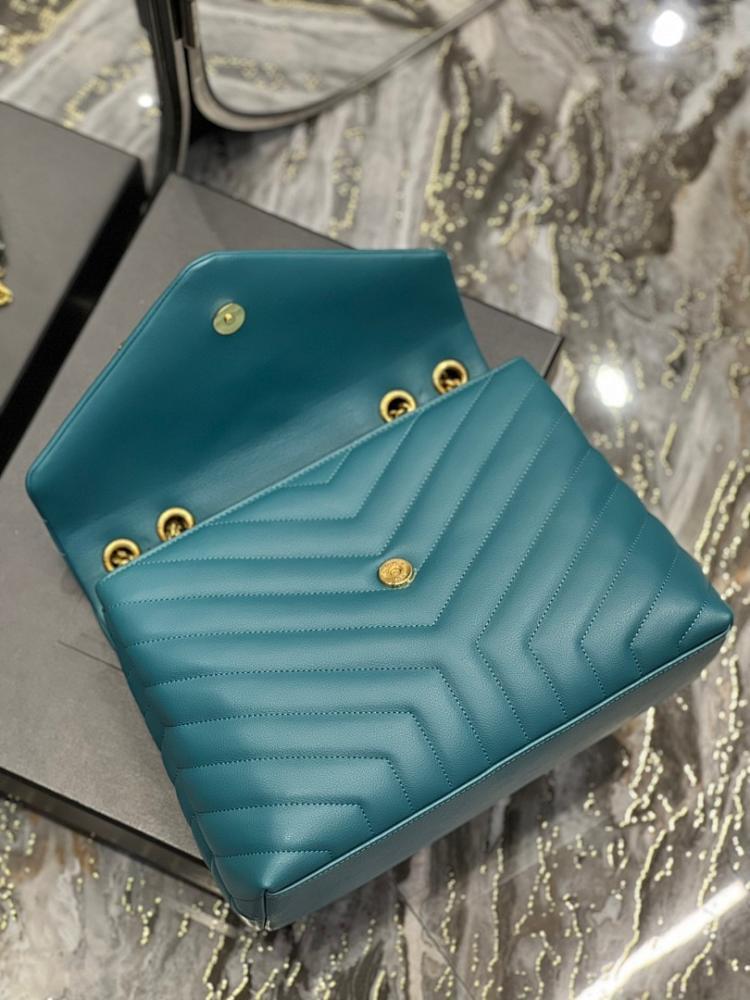 Modern Refined Top Handle Bag