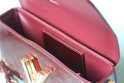 Modern Elegant Leather Shoulder Bag