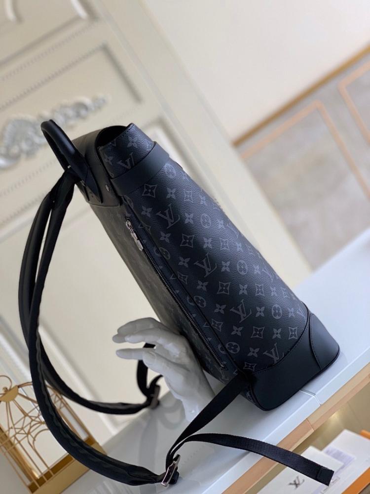 Stylish Leather Shoulder Bag – Limited Edition