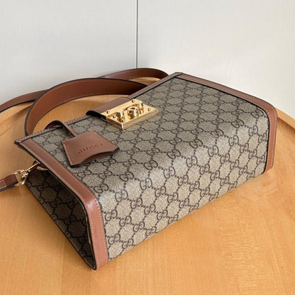 Stylish Shoulder Bag – Limited Edition