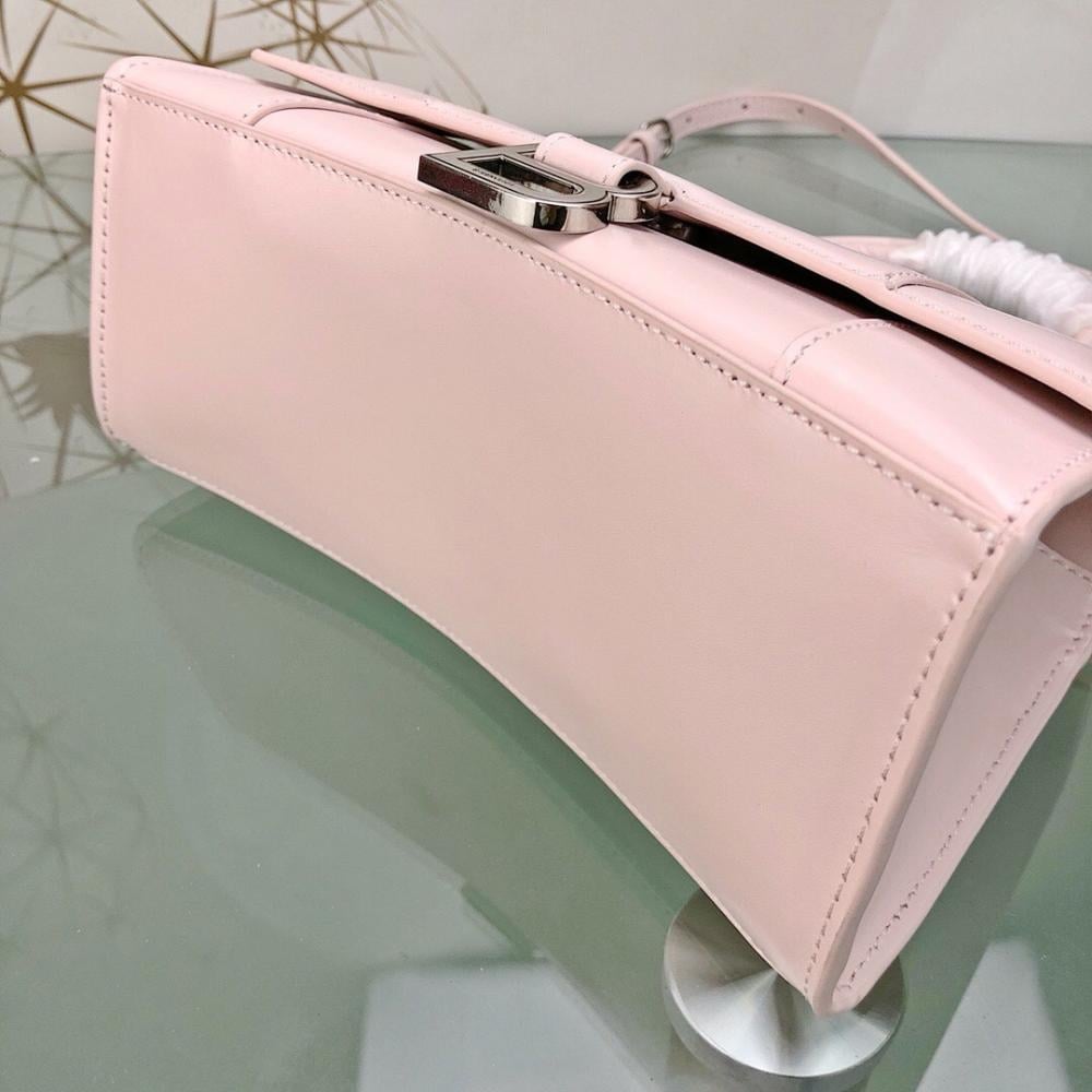 Stylish Leather Top Handle Bag – Limited Edition