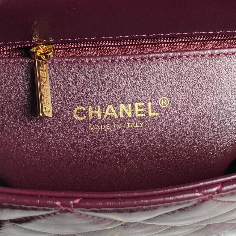 Elegant Lambskin Top Handle Bag