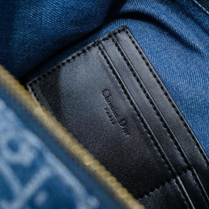 Modern Luxury Studded Leather Shoulder Bag – Special Edition