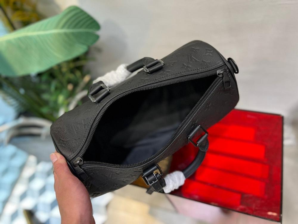 Alma Leather Travel Bag