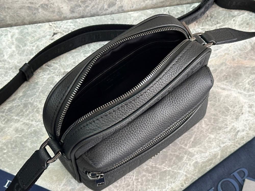 Modern Italian-Inspired Crossbody Bag