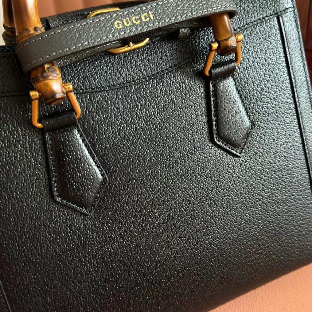 Stylish Crossbody Bag – Limited Edition