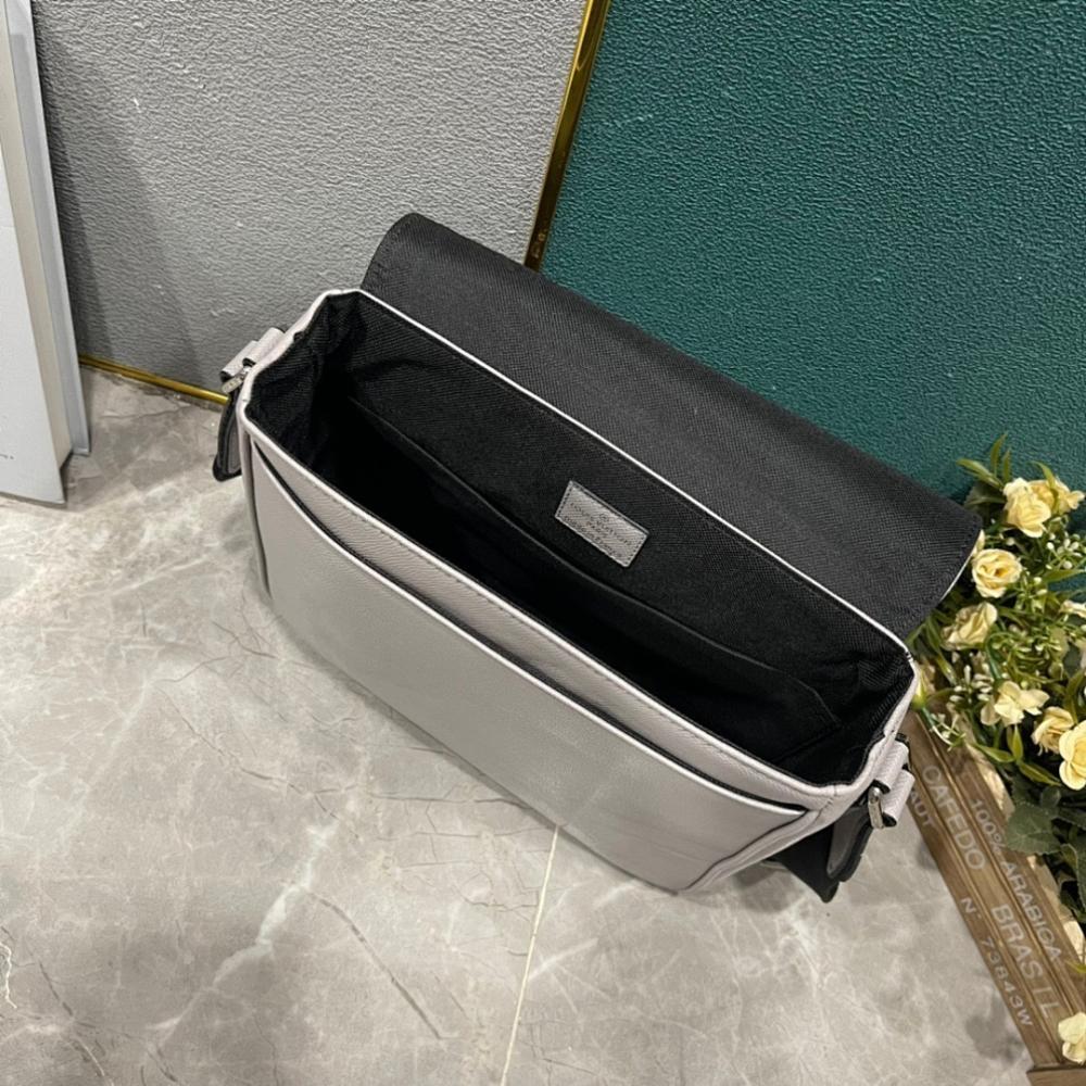 Stylish Shoulder Bag – Special Edition