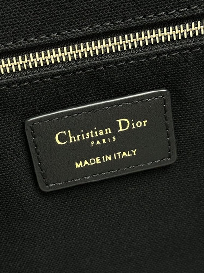 Modern Premium Embroidered Leather Shoulder Bag