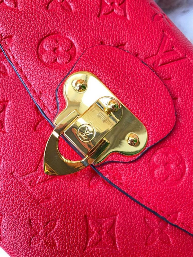 Modern Leather Crossbody Bag – Limited Edition