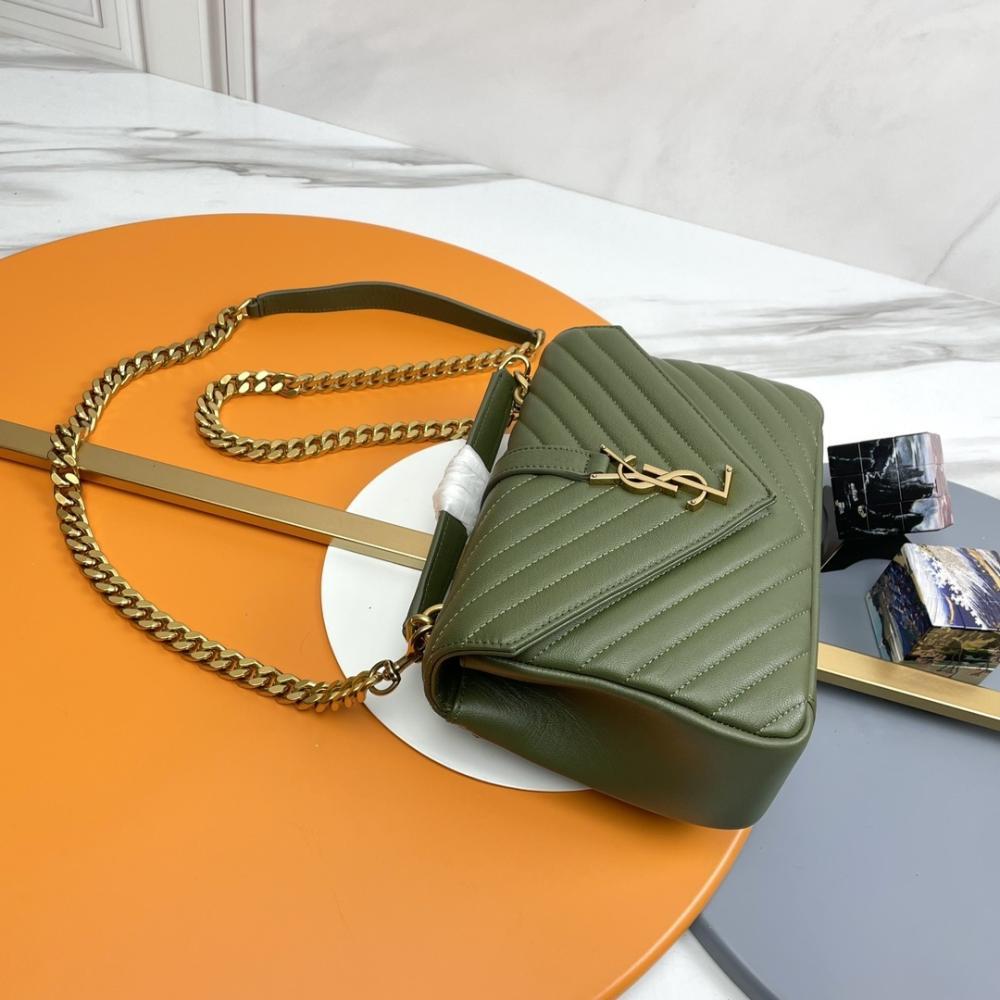 Classic Shoulder Bag