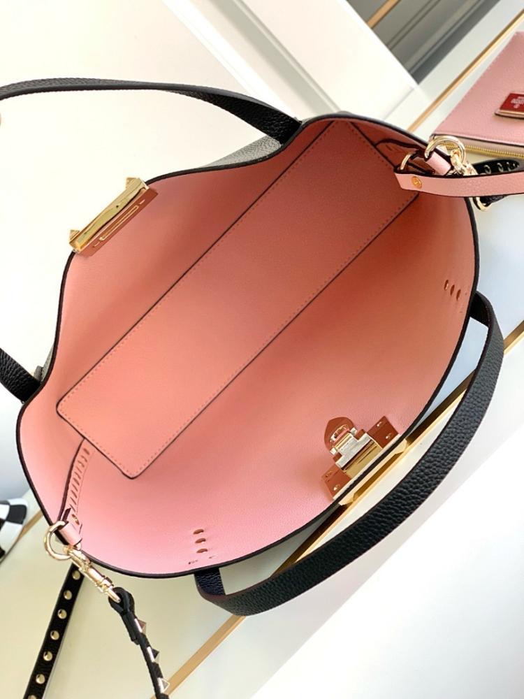 Classic Refined Embroidered Calfskin Shoulder Bag