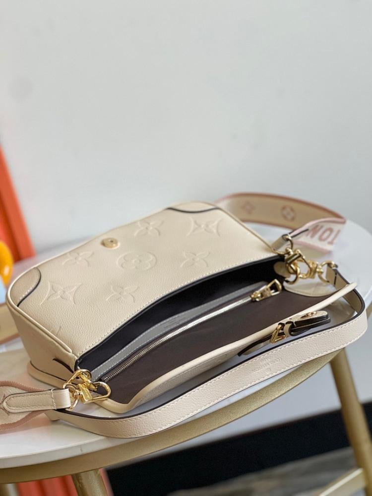 Diane Woven Jacquard Shoulder Bag